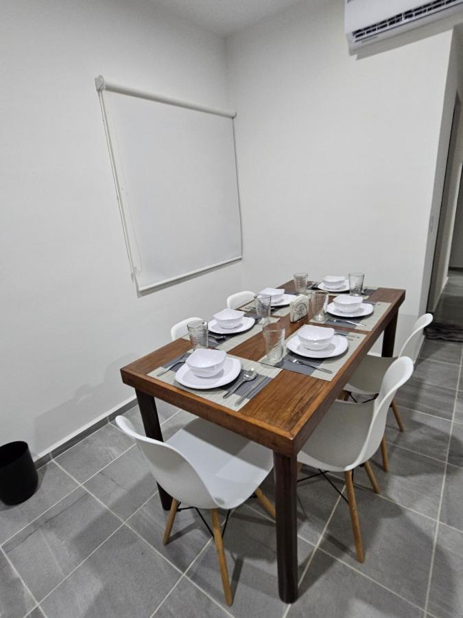Comodo Departamento En Playa Del Carmen Exterior photo